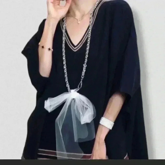 House of Harlow 1960 Oversized Poncho - Picture 1 of 7